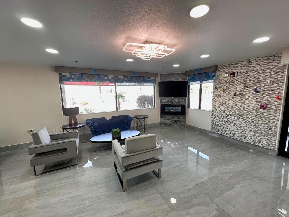 Super 8 By Wyndham Prattville Montgomery Екстериор снимка