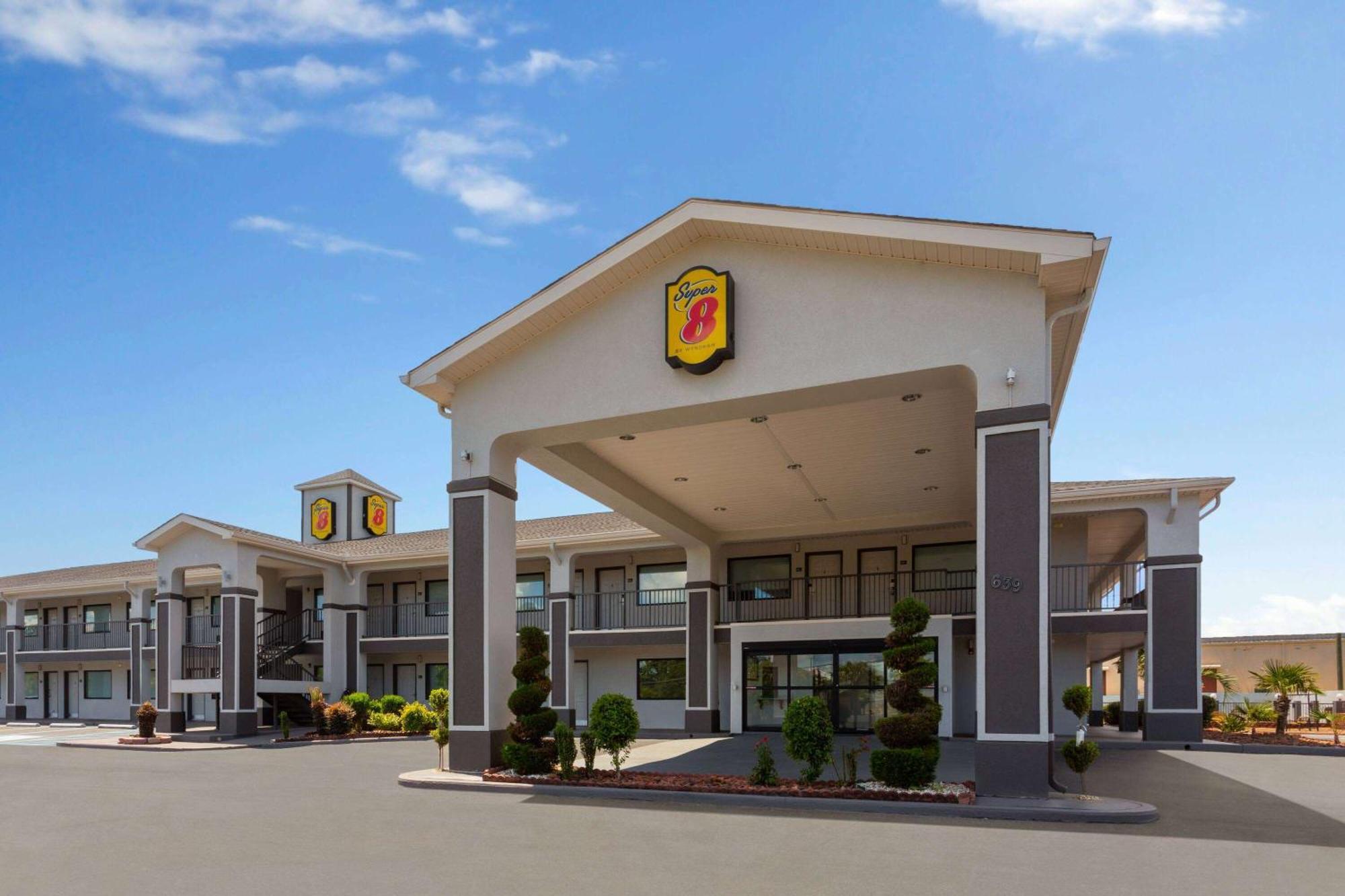 Super 8 By Wyndham Prattville Montgomery Екстериор снимка